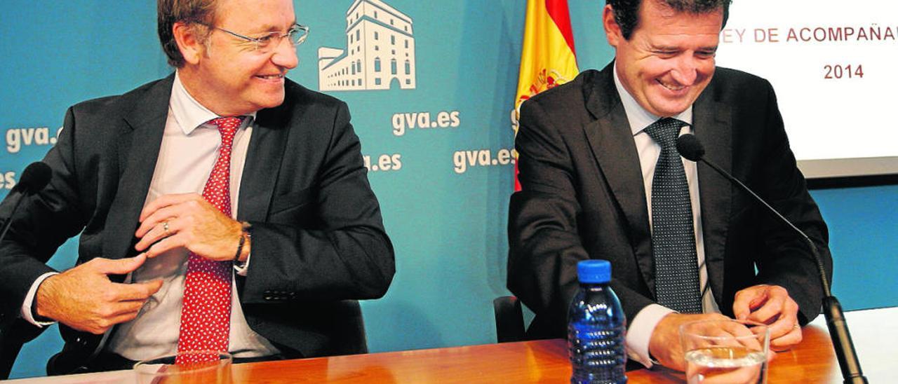 Juan Carlos Moragues y José Císcar, durante una comparecencia.