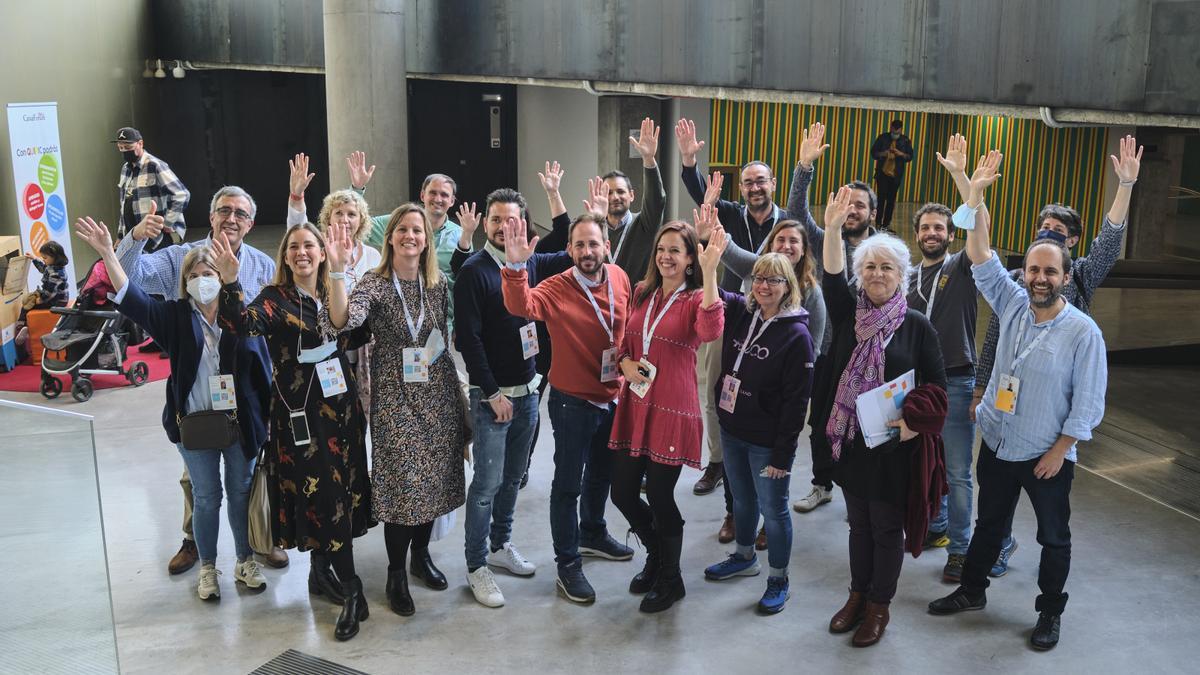 Un grupo de docentes y coaches del Programa de Liderazgo de EduCaixa