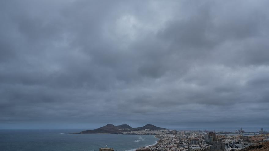 Los cielos nubosos seguirá predominando este jueves a primera y última hora