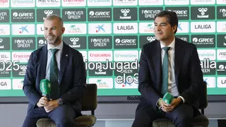 Manu Fajardo: "Trabajamos en incorporar a Antony o un perfil similar en banda derecha"