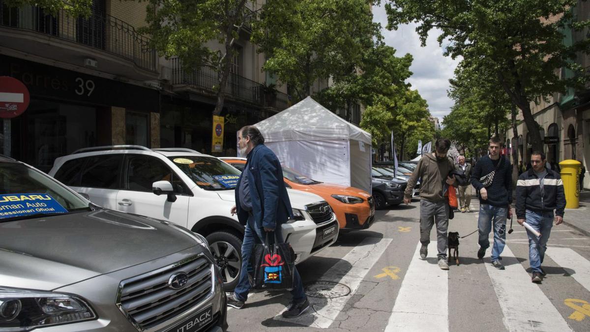 A l’ExpoBages del 2019, el carrer Guimerà va acollir la major part del sector de l’automoció  | ARXIU/OSCAR BAYONA