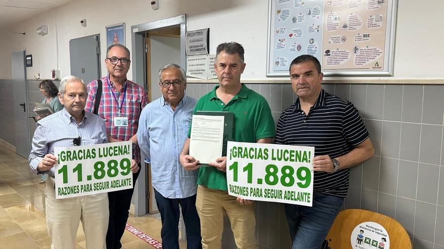 Las plataformas de Lucena logran casi 12.000 firmas y preparan una concentración por la sanidad pública