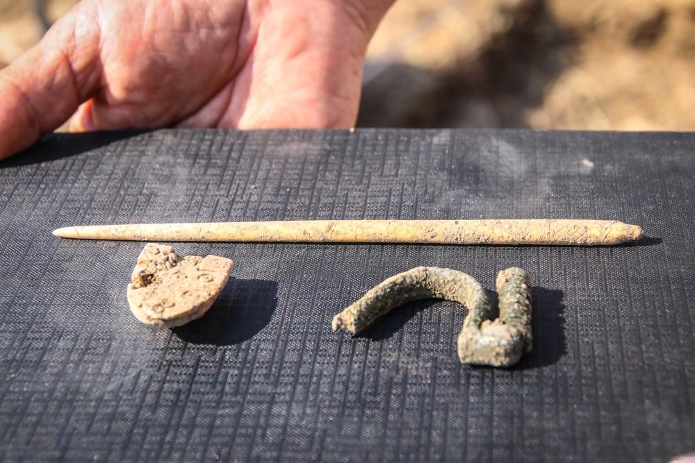 Excavaciones en el Cabeçó de Mariola