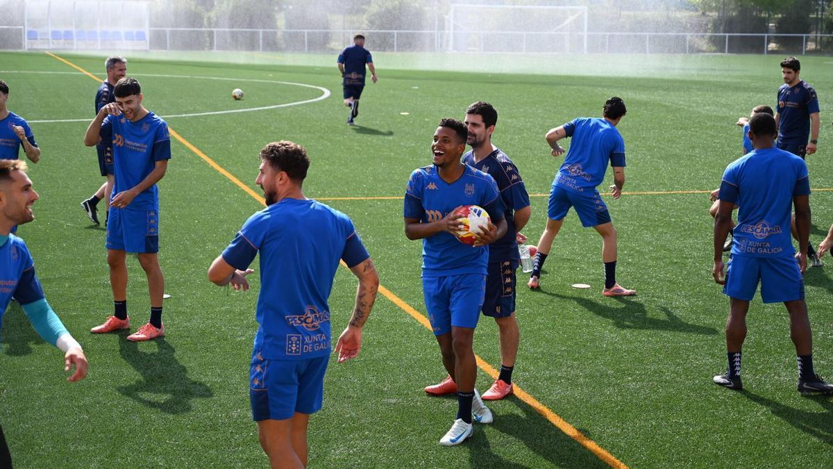 Del central al delantero: los últimos movimientos que necesita el Pontevedra