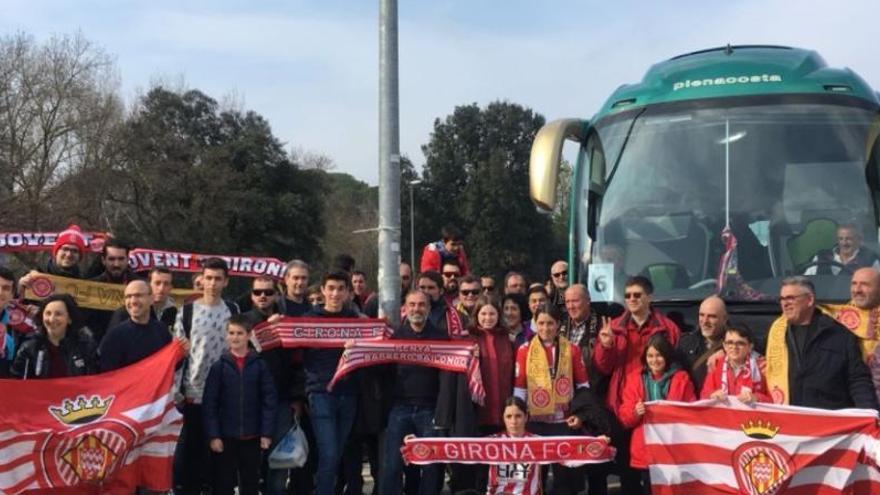 Alguns dels aficionats gironins que la temporada passada van anar al Camp Nou