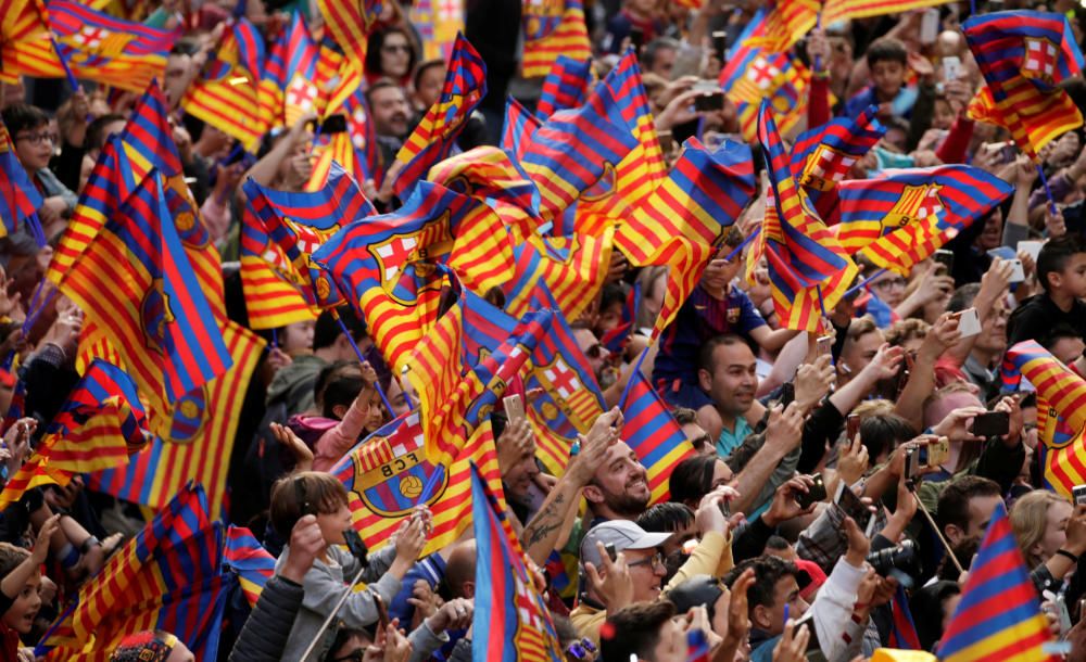 Rua del Barça: les millors fotos de la festa dels campions