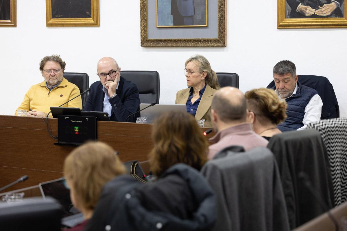 Las imágenes de pleno del Ayuntamiento de Sant Josep