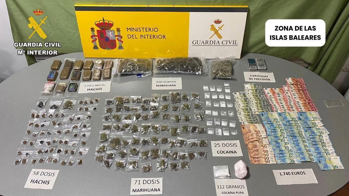 Alijo del punto de venta de droga en Sant Antoni