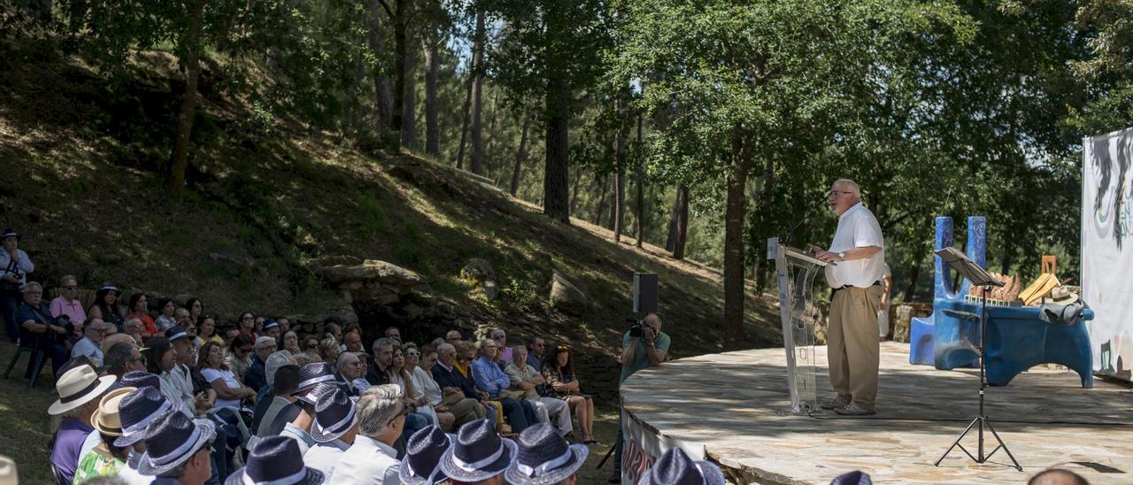 Acto literario en la Insua dos Poetas, este verano.