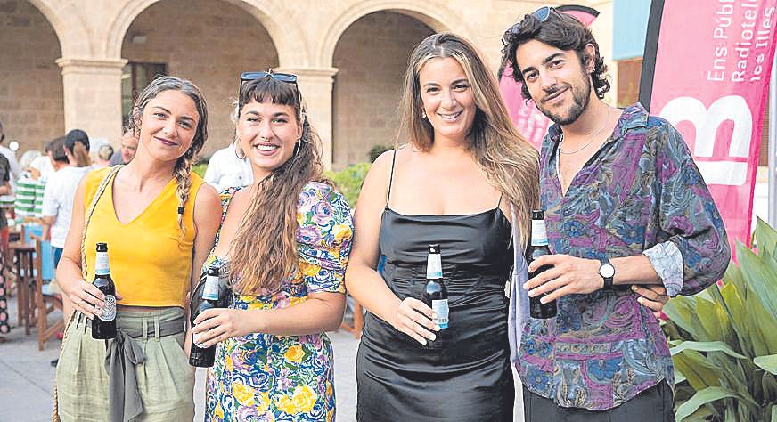 Ana Baltasar, María Blanco, Carmen Cortes y Víctor Franco