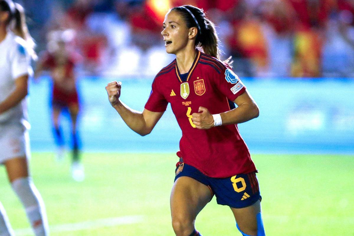 Aitana celebra su gol contra Suiza