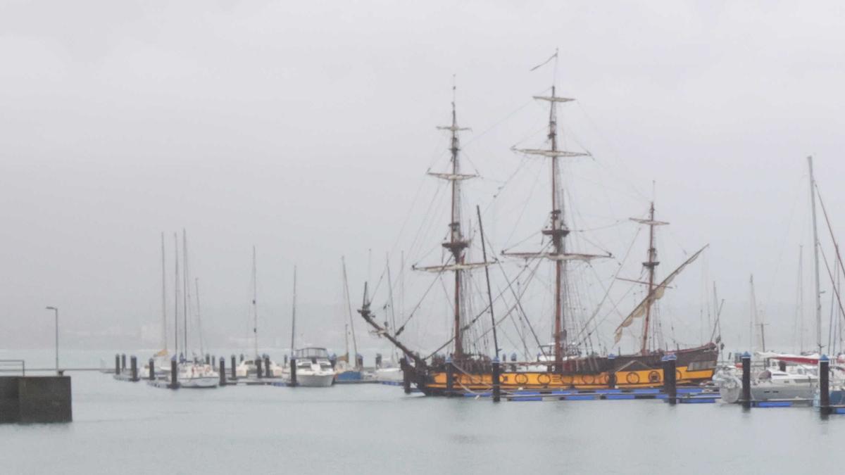 Fragata rusa atracada en A Coruña