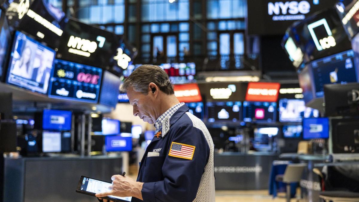 Wall Street abre con fuertes caídas en torno al 4 %, S&P 500 entra en territorio bajista
