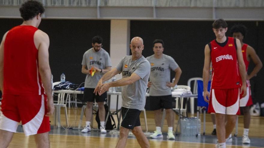 Carles Marco aprieta con la selección española sub 20