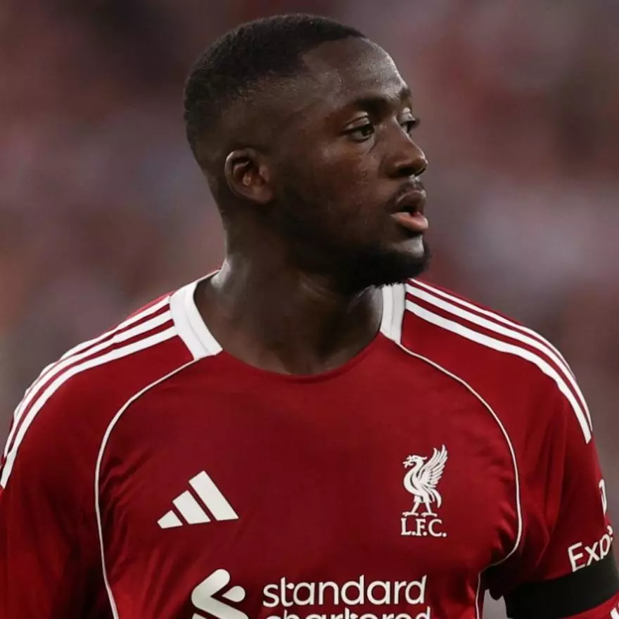 Ibrahima Konaté (defensa, 26 años)