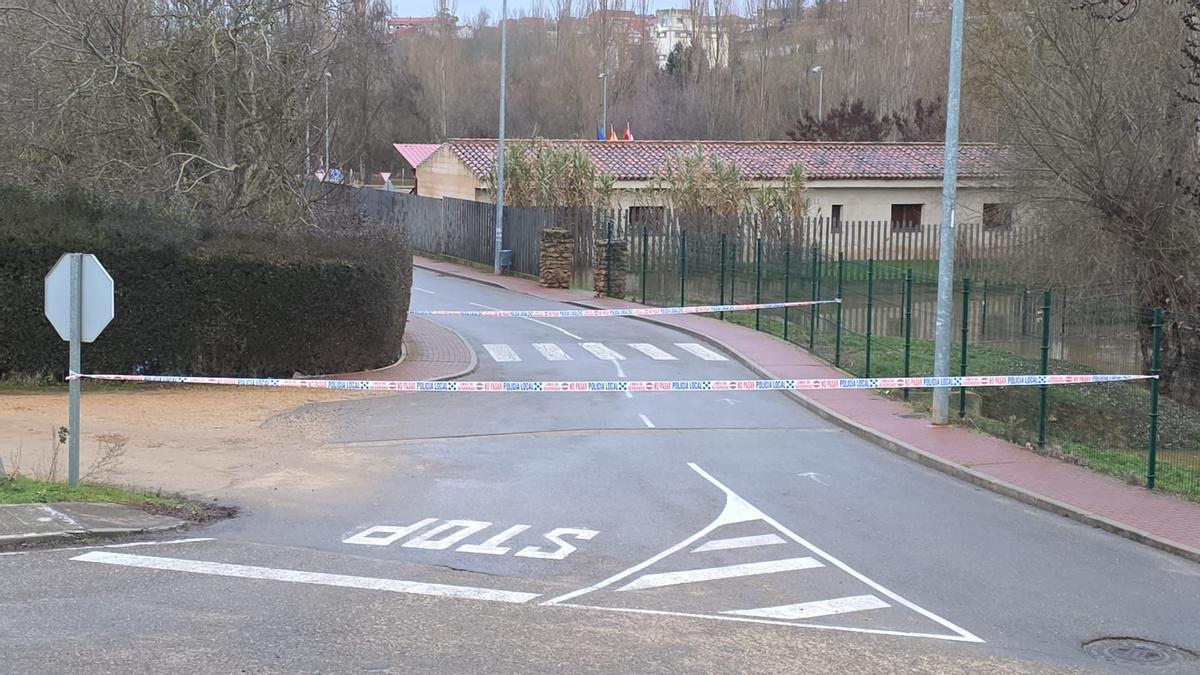 La Policía Local ha cortado los accesos a la zona baja de la pradera, el Prado de las Pavas y la zona de huertas.