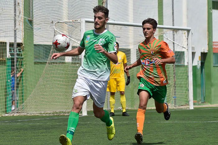 Fubol Tercera. Partido: Estrella # Haría C.F., ...