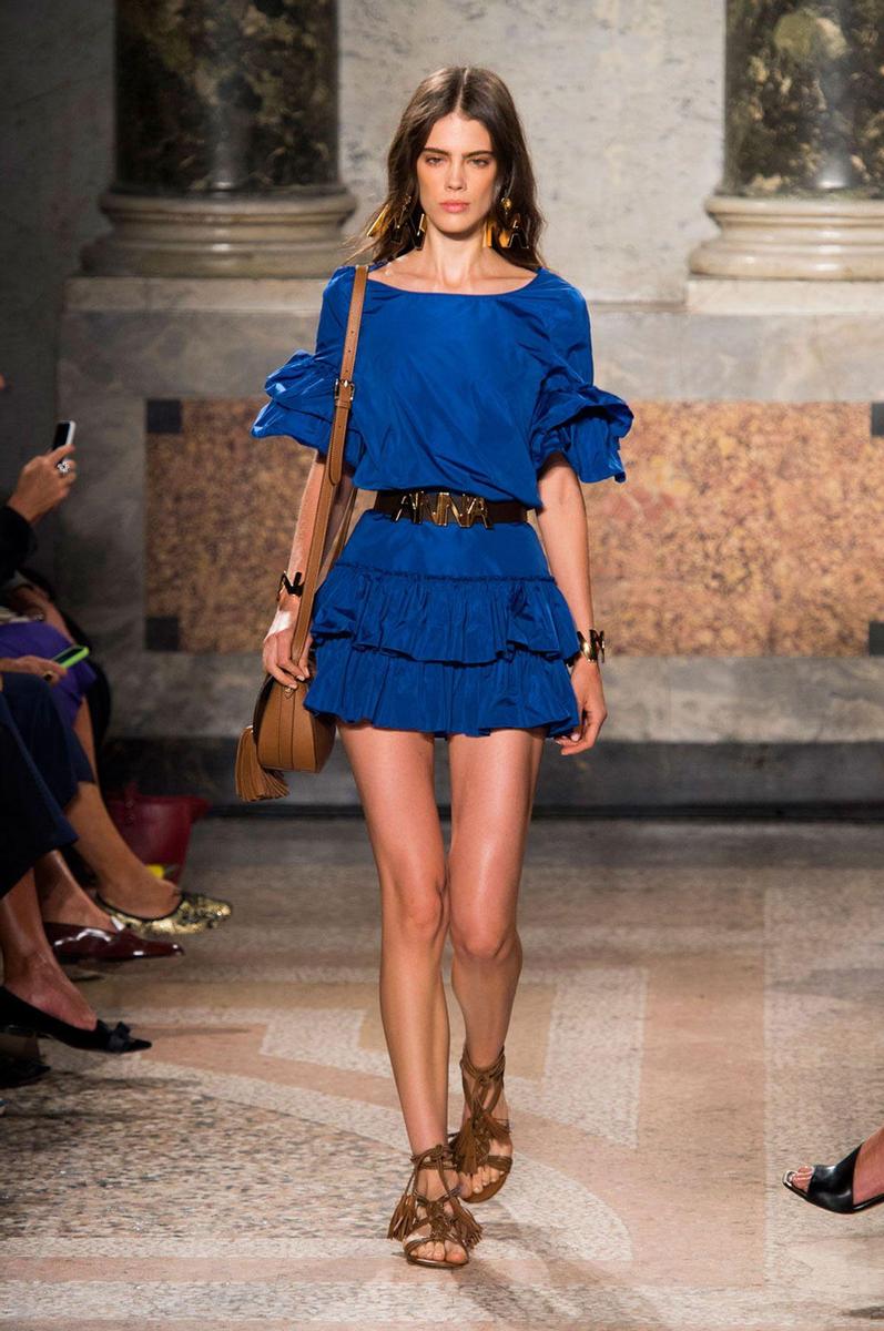 MFW: Blugirl Primavera/Verano 2016, vestido en azul marino