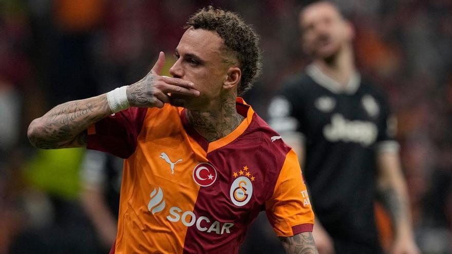 ¡Lang brilló con su doblete ante la Juventus!