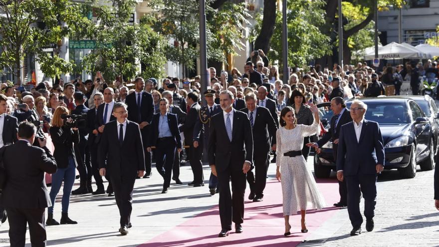 Empiezan los Premios Jaume I con la llegada de los reyes a València
