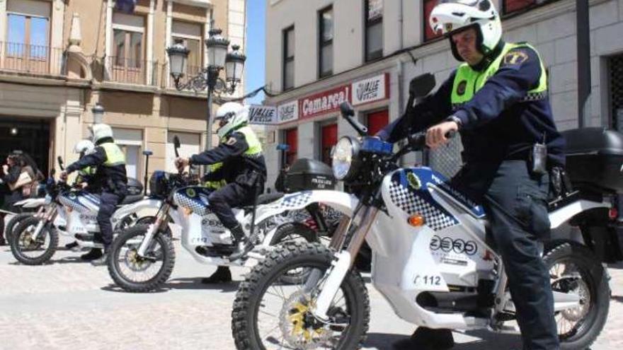 Las cuatro motocicletas 100% eléctricas fueron presentadas por Pedrosa en mayo de 2012.