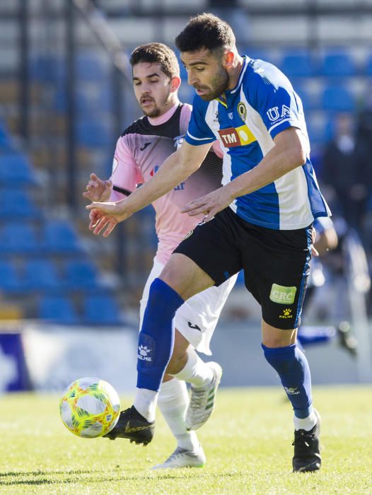 El Hércules desperdicia la ocasión y no pasa del empate ante el AE Prat.