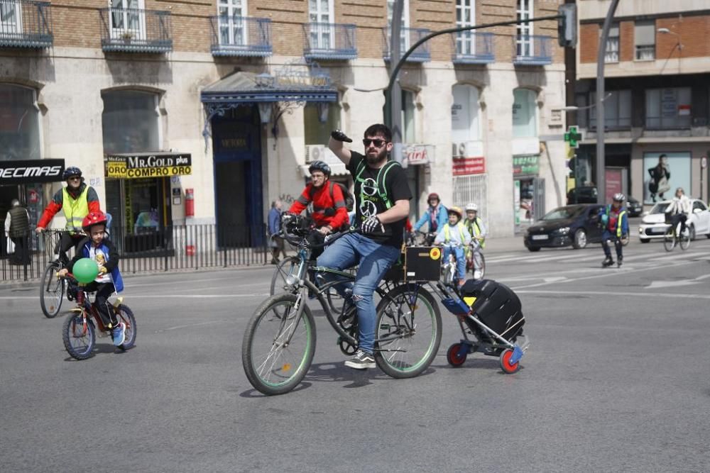 'Bicifestación' en Murcia