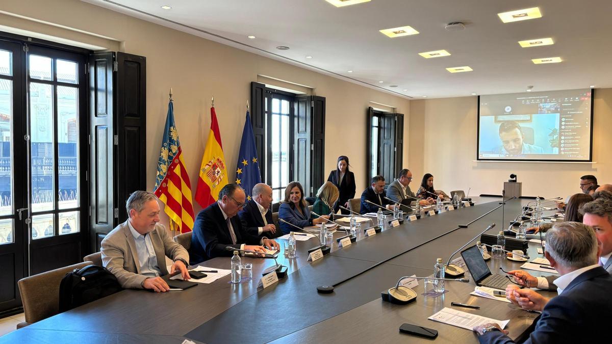 Reunión de la Autoridad Portuaria a la que ha asistido Catalá.