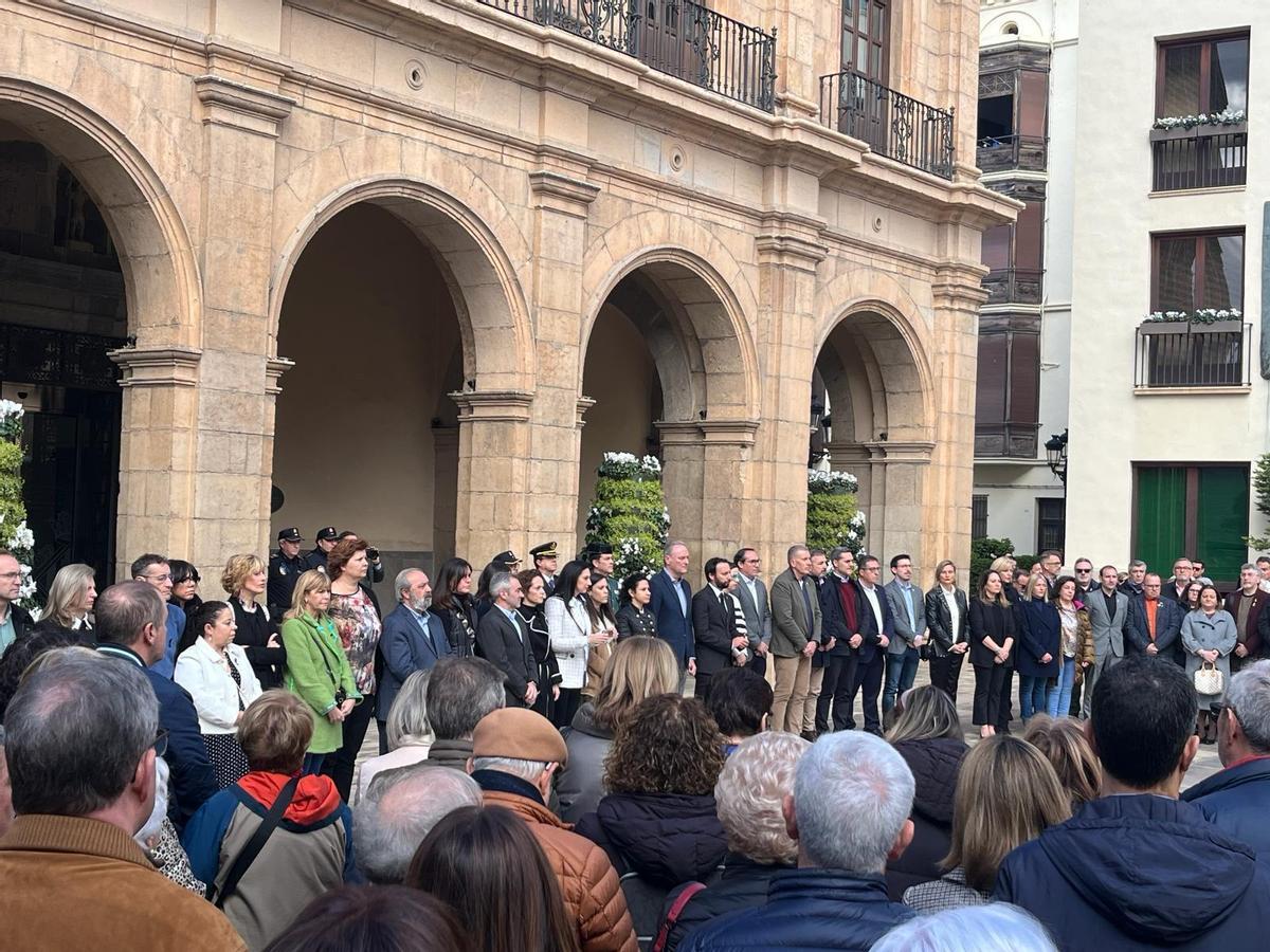Minuto de silencio en Castelló.