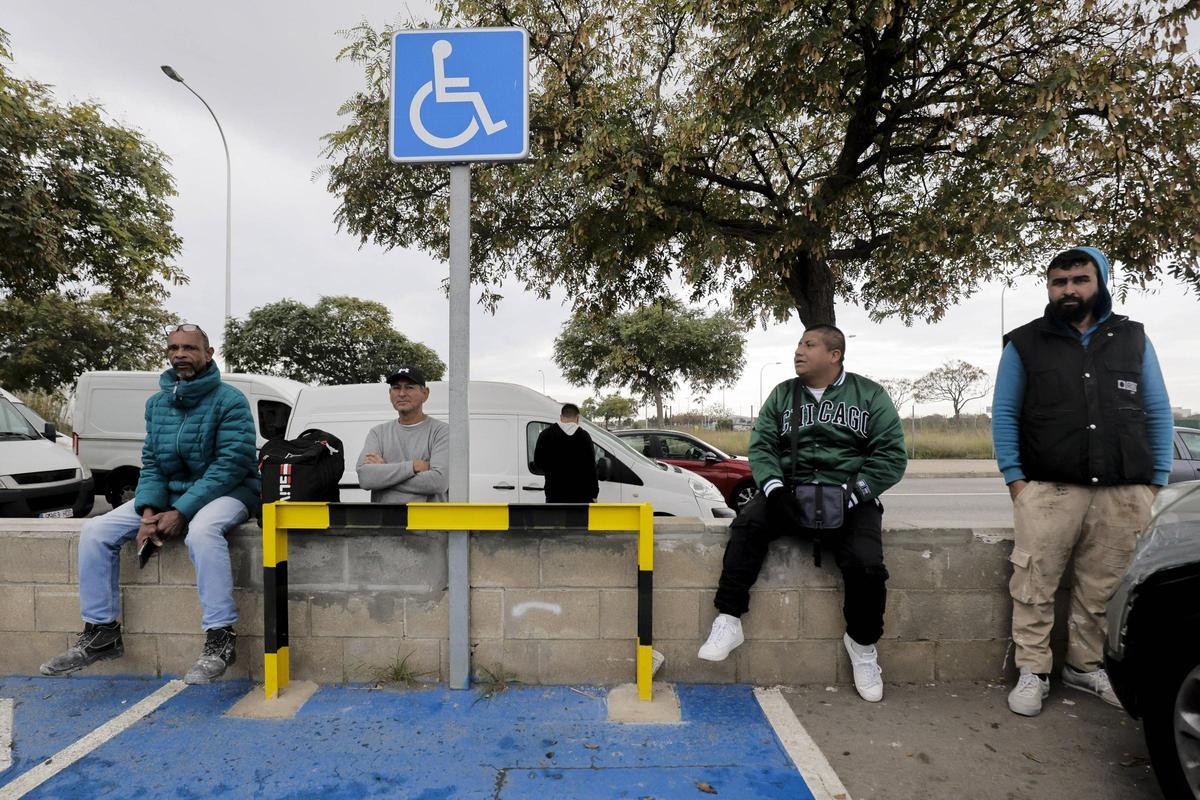 El Gobierno pretende impulsar la regularización de inmigrantes