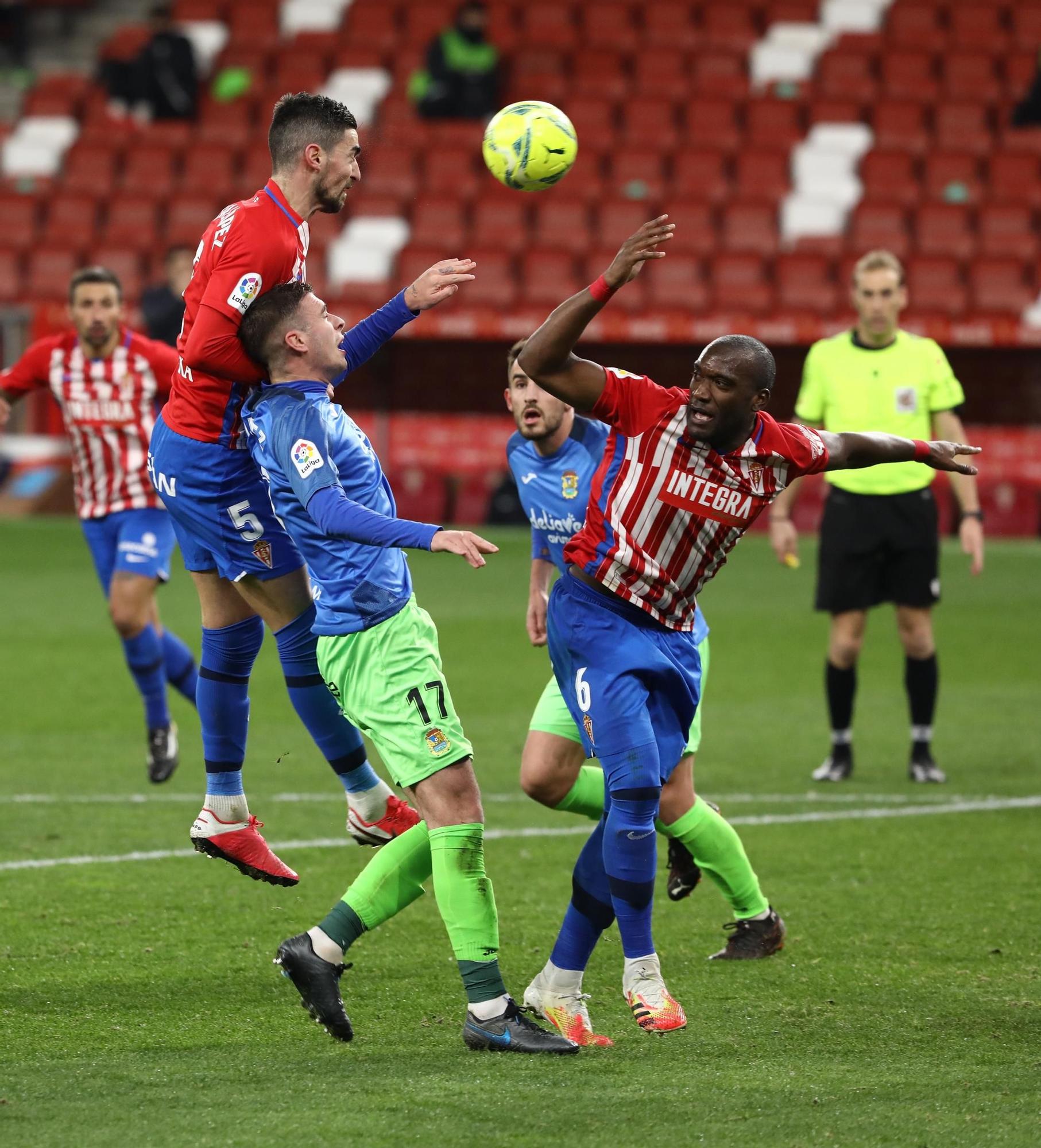 El Sporting-Fuenlabrada, en imágenes