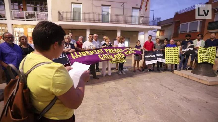 Protesta de ERPV en Benifairó por la sentencia del "procés".