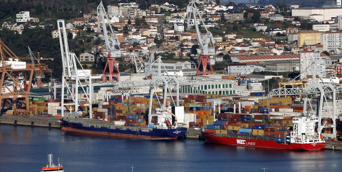 Vista de la terminal de contenedores de Vigo.