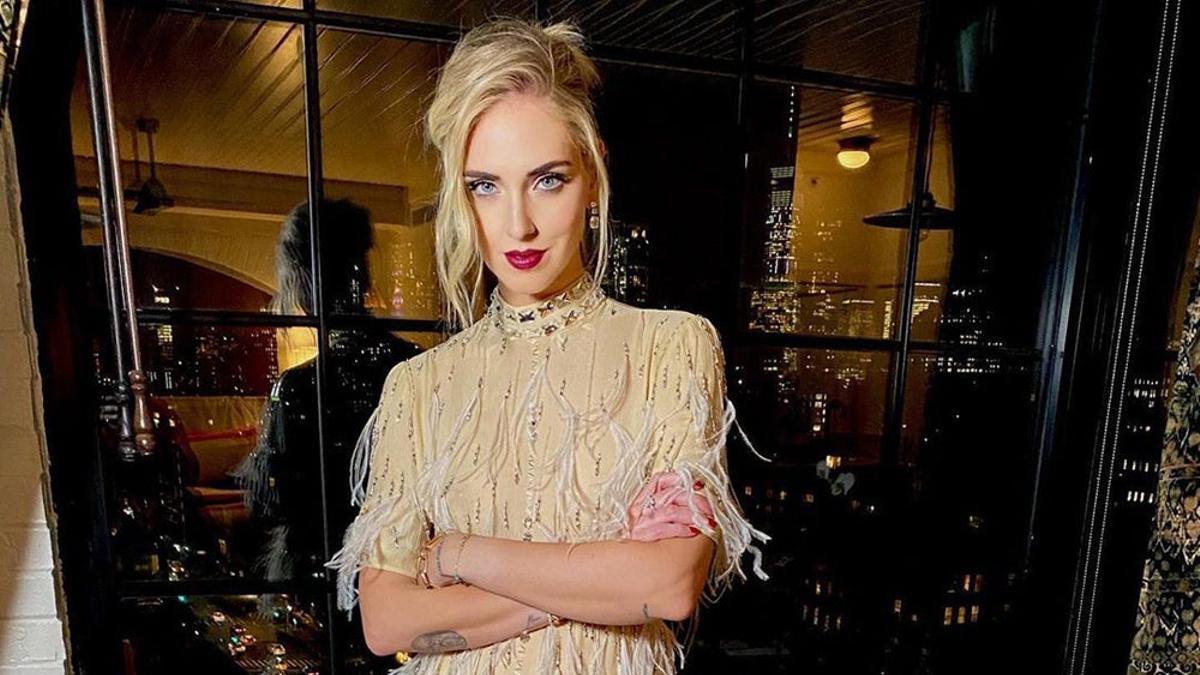 Chiara Ferragni brilla en Nueva York con un look que te inspirará para estas fiestas