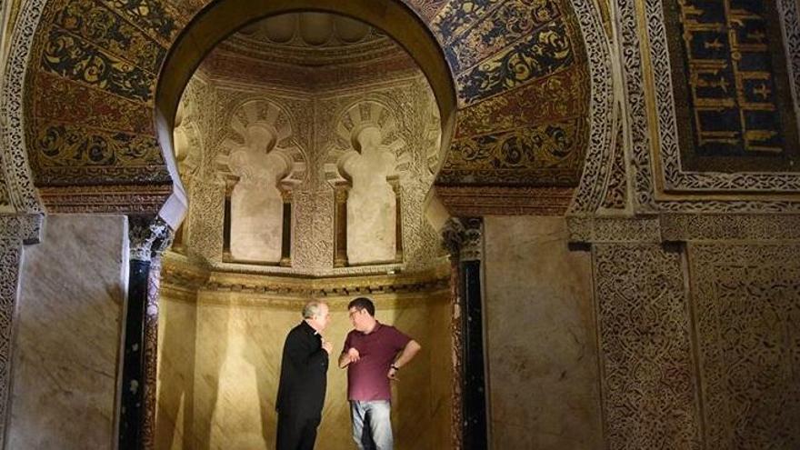 El ministro de Turismo visita la Mezquita-Catedral