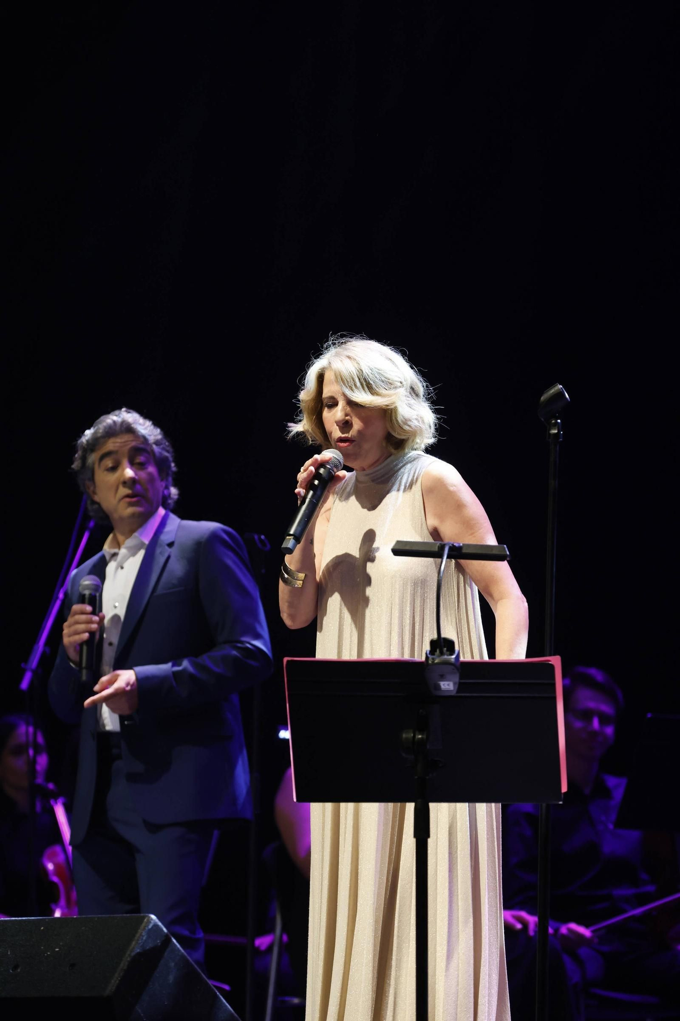 Así fue el concierto de Sole Giménez y Juan Valderrama en Gijón (en imágenes)