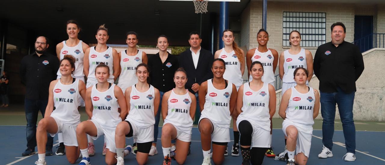 Componentes del Milar Córdoba BF de la Liga Challenge de baloncesto.