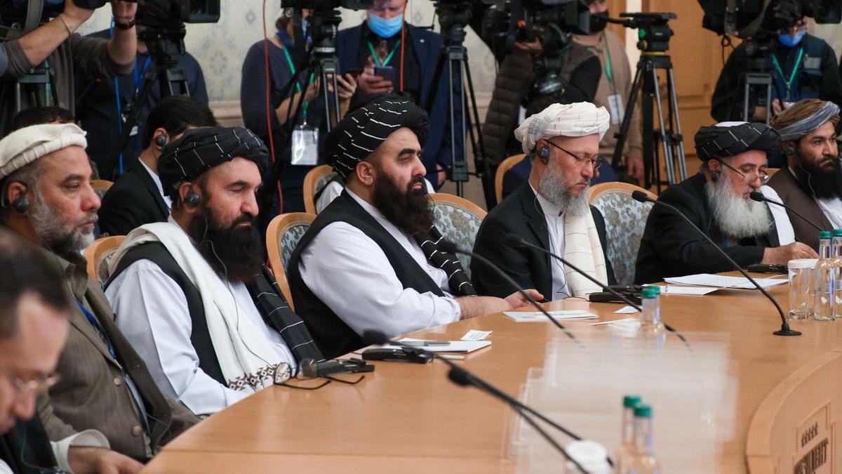 La delegación de los talibanes en la reunión de este miércoles en Moscú.