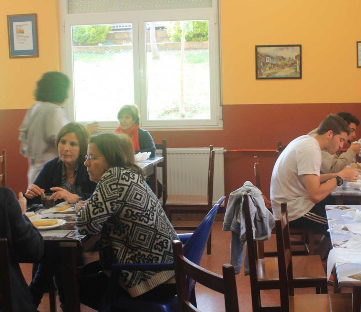 "Un cero a los políticos y un 10 a los candasinos"