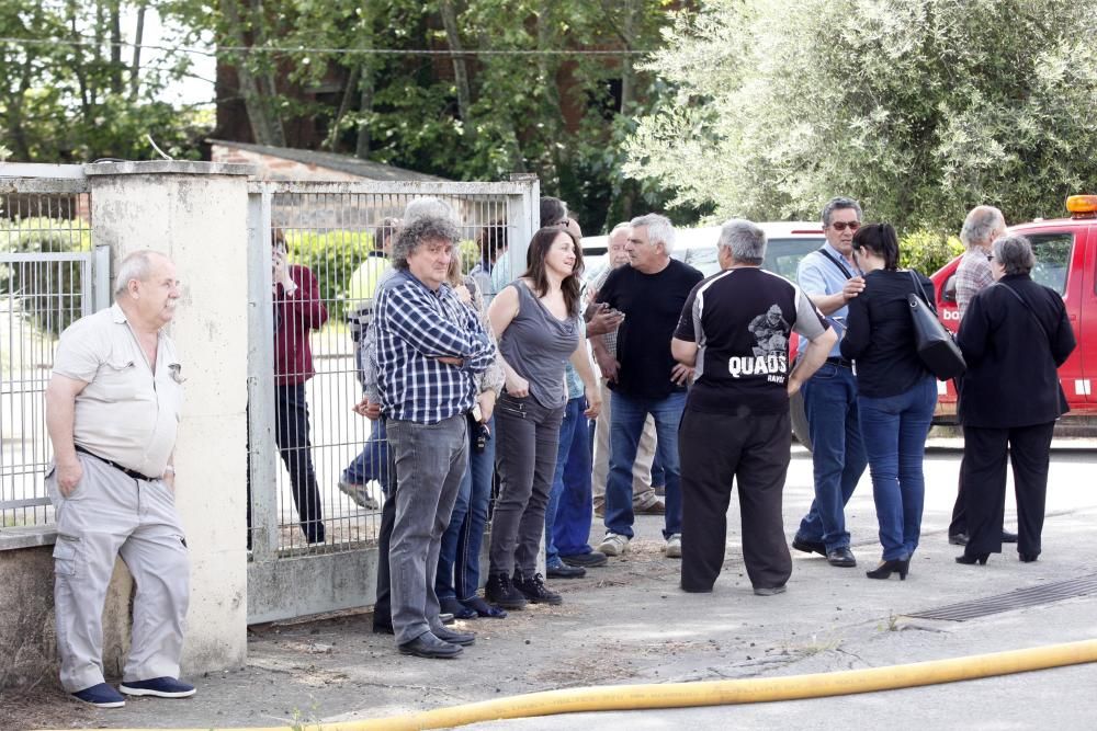 Incendi d'una nau a Porqueres