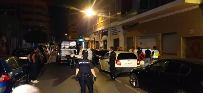 Matan de un disparo en el pecho a un hombre en un garaje en Dénia