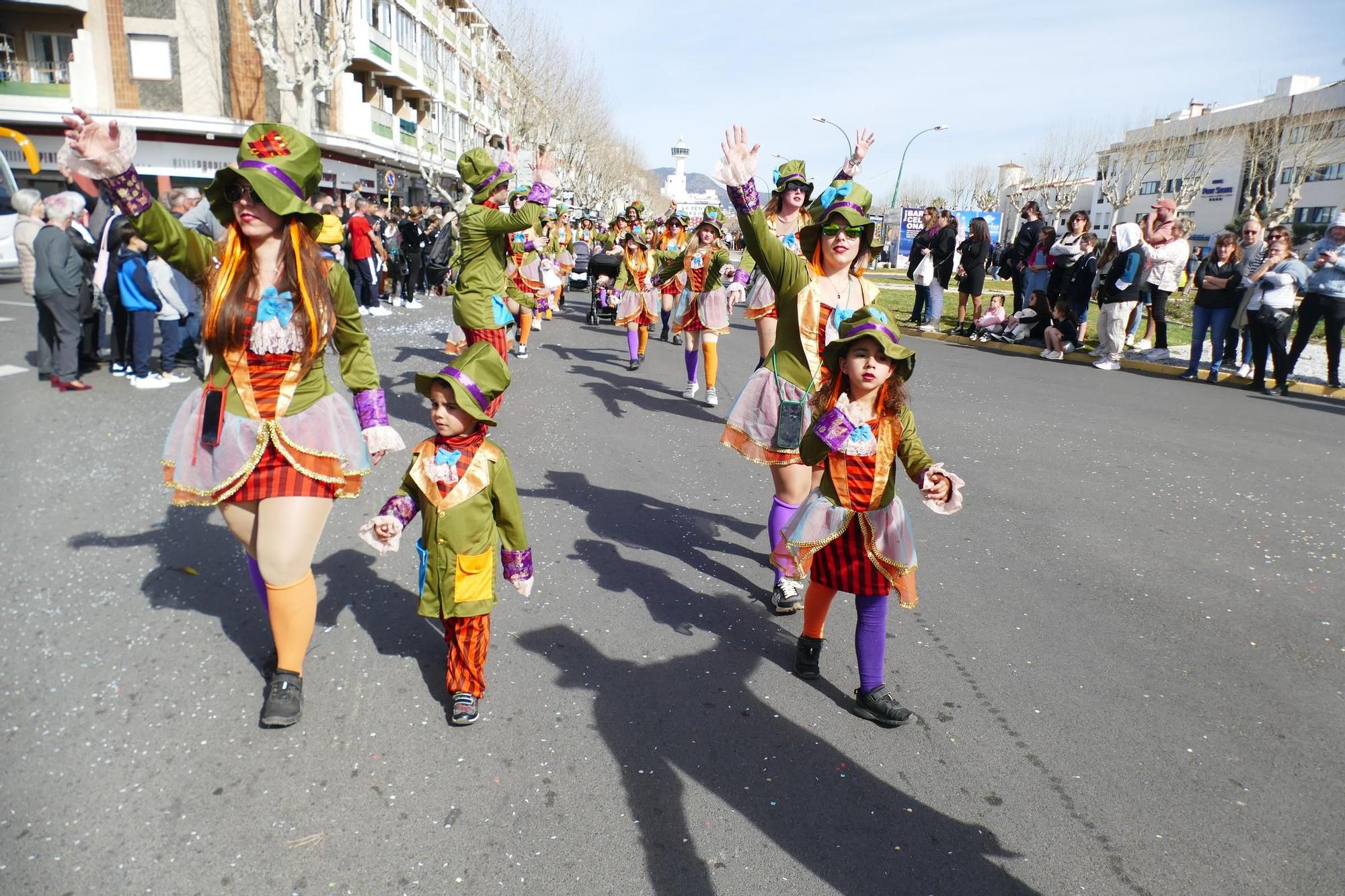 EN IMATGES | Castelló i Empuriabrava s'omplen de festa amb el Carnaval