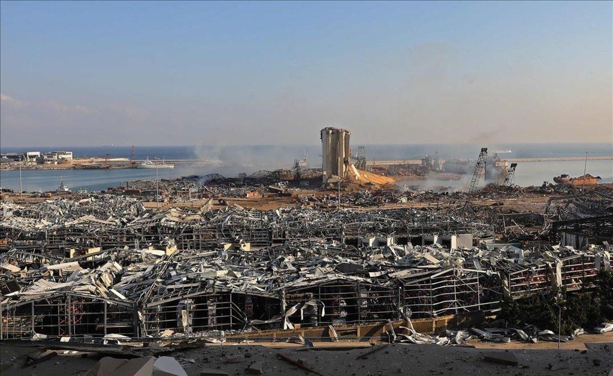 La zona del puerto de Beirut, tras la explosión.