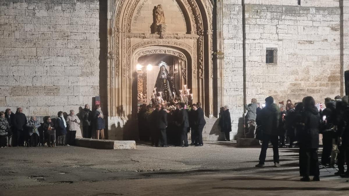 La procesión de la Virgen de los Dolores de Toro, en imágenes