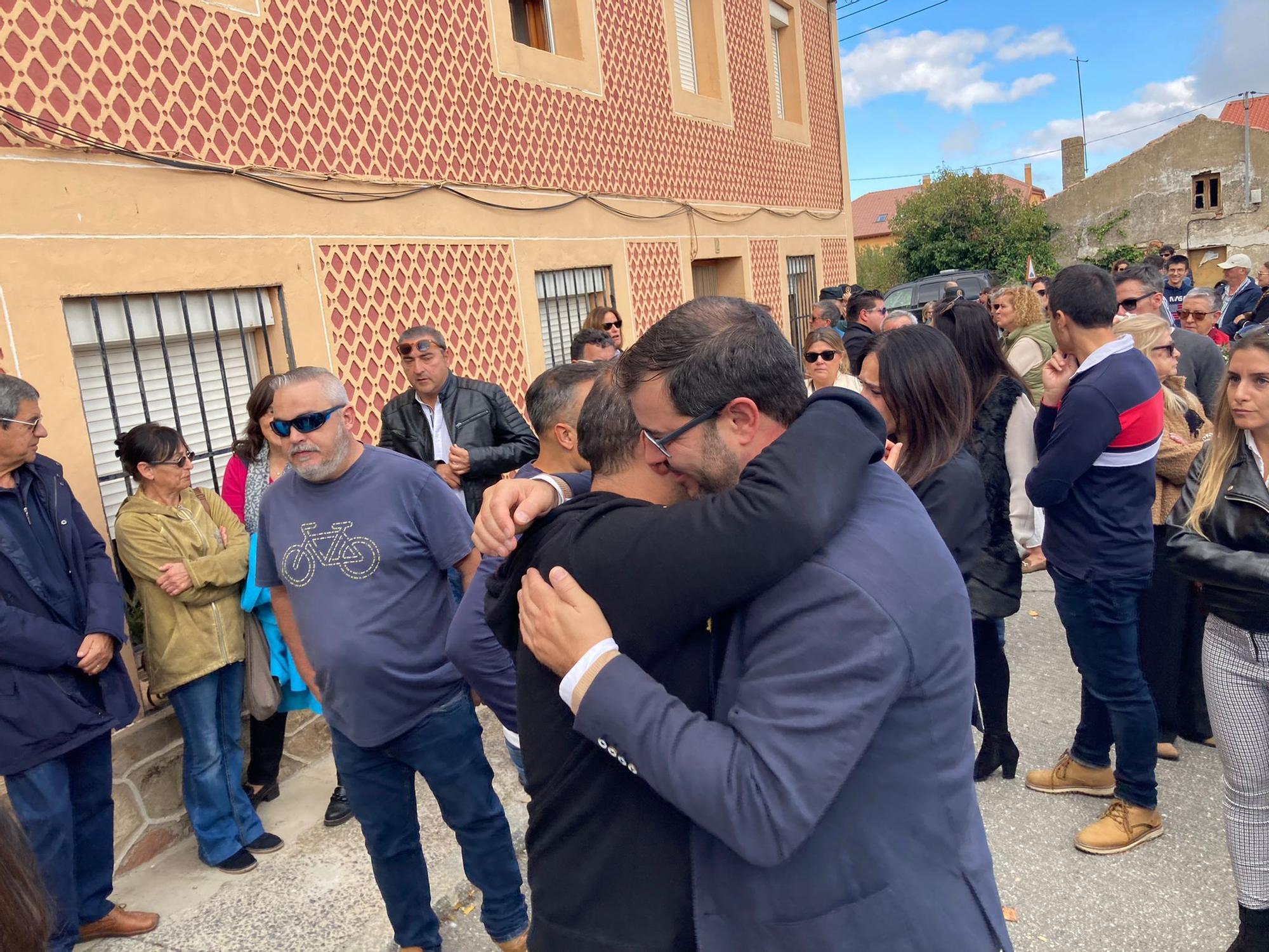 En imágenes: Funeral el Torrecaballeros, Segovia, por la niña asesinada en Gijón