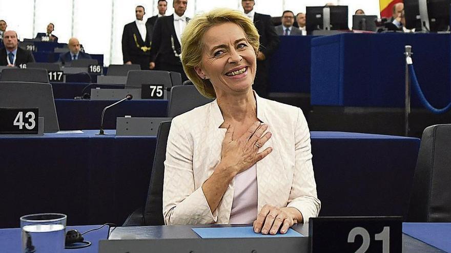 Von der Leyen, ayer, tras la votación en el Parlamento Europeo. // Reuters