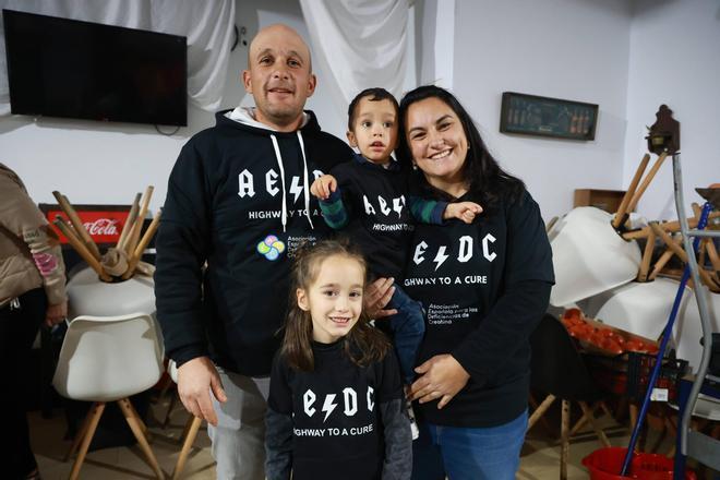 FOTOGALERÍA | Así ha sido la comida solidaria por Hugo, un niño de 3 años con una enfermedad rara