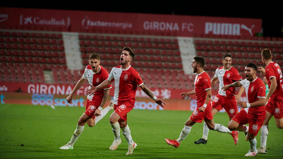 Monchu celebra el gol que certificó el play-off