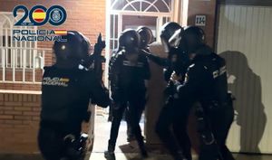 Cae una banda en España dedicada al tráfico de migrantes sirios y argelinos