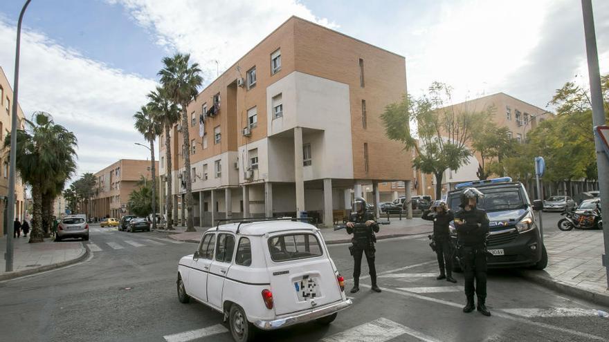 Espectacular redada antidroga en la Zona Norte de Alicante